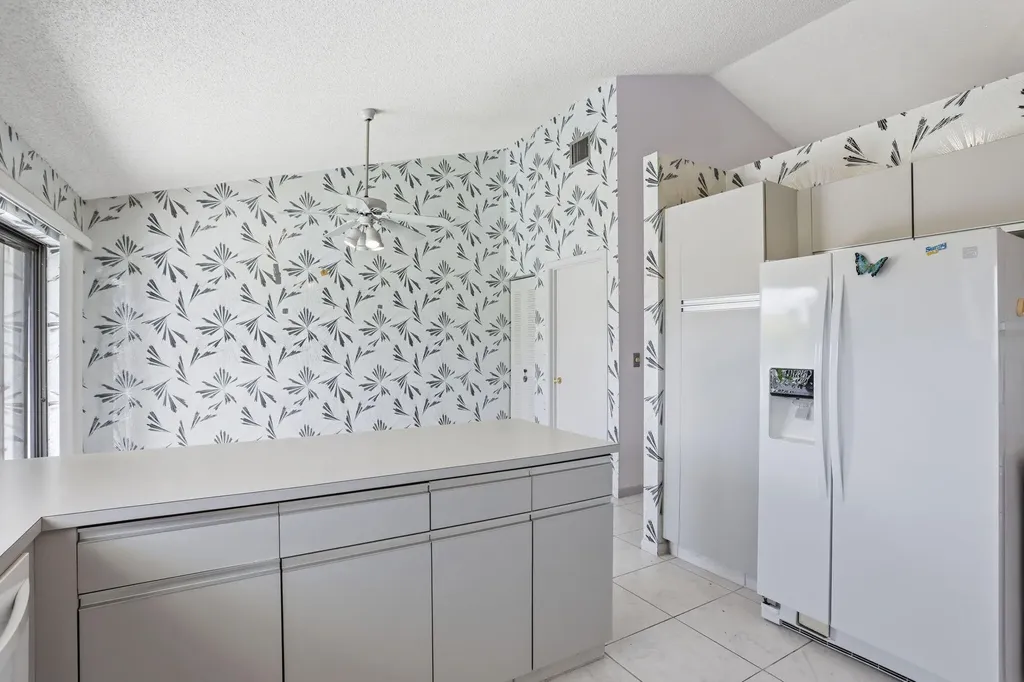 9476 El Clair Ranch Road Boynton Beach FL 33437