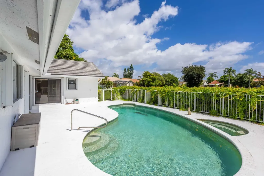 9476 El Clair Ranch Road Boynton Beach FL 33437