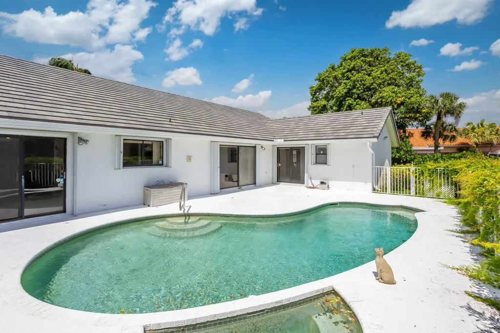 9476 El Clair Ranch Road Boynton Beach FL 33437
