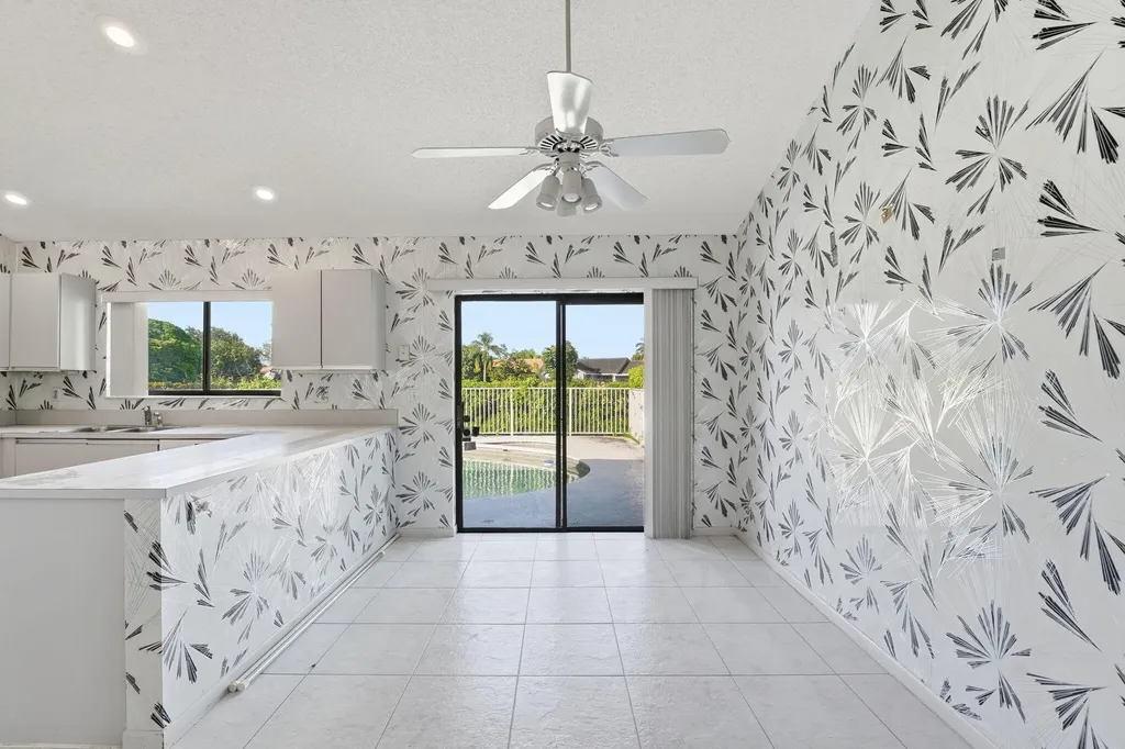 9476 El Clair Ranch Road Boynton Beach FL 33437