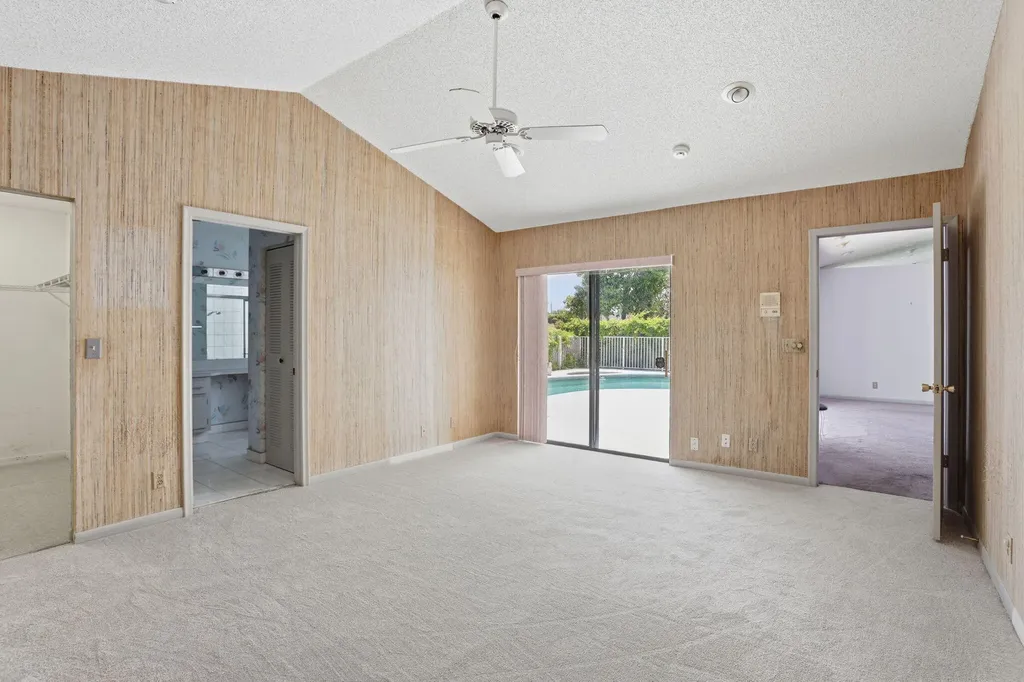 9476 El Clair Ranch Road Boynton Beach FL 33437