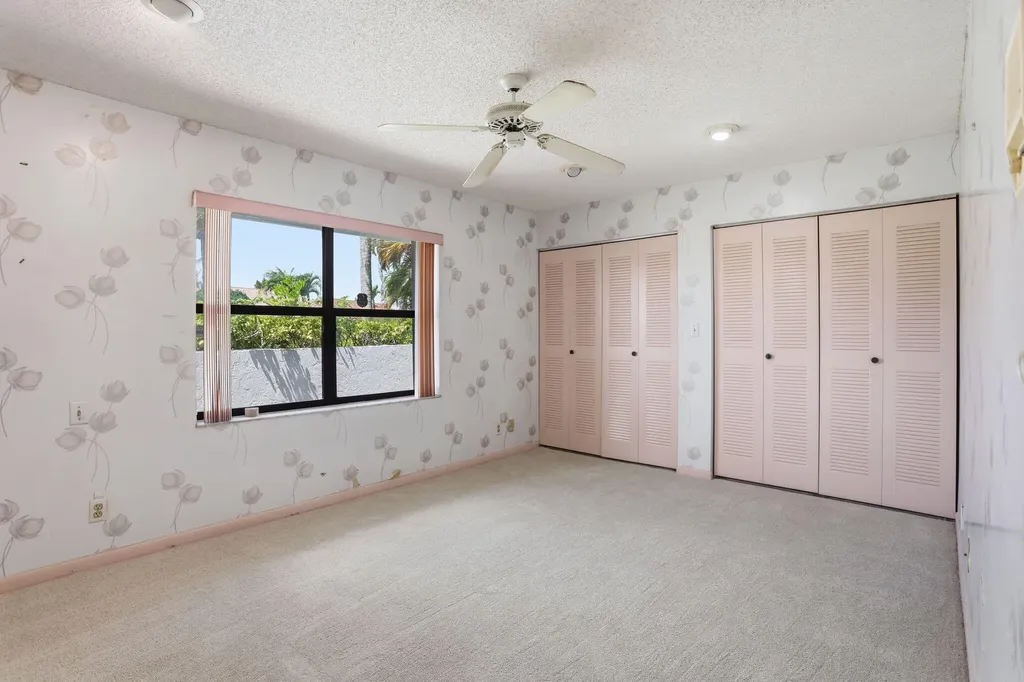9476 El Clair Ranch Road Boynton Beach FL 33437