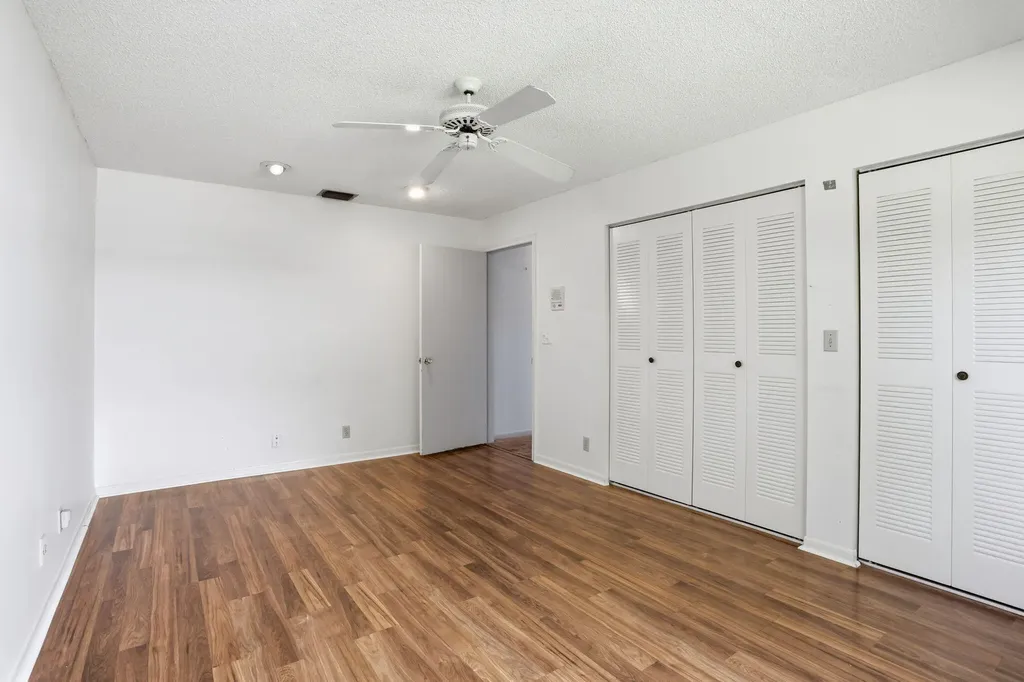 9476 El Clair Ranch Road Boynton Beach FL 33437