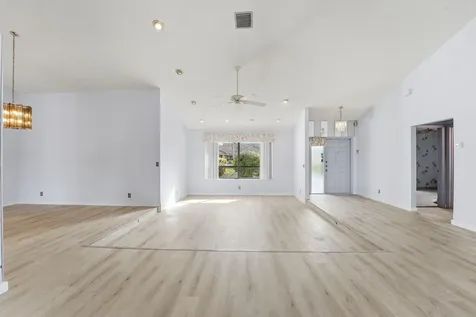 9476 El Clair Ranch Road Boynton Beach FL 33437