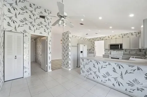 9476 El Clair Ranch Road Boynton Beach FL 33437