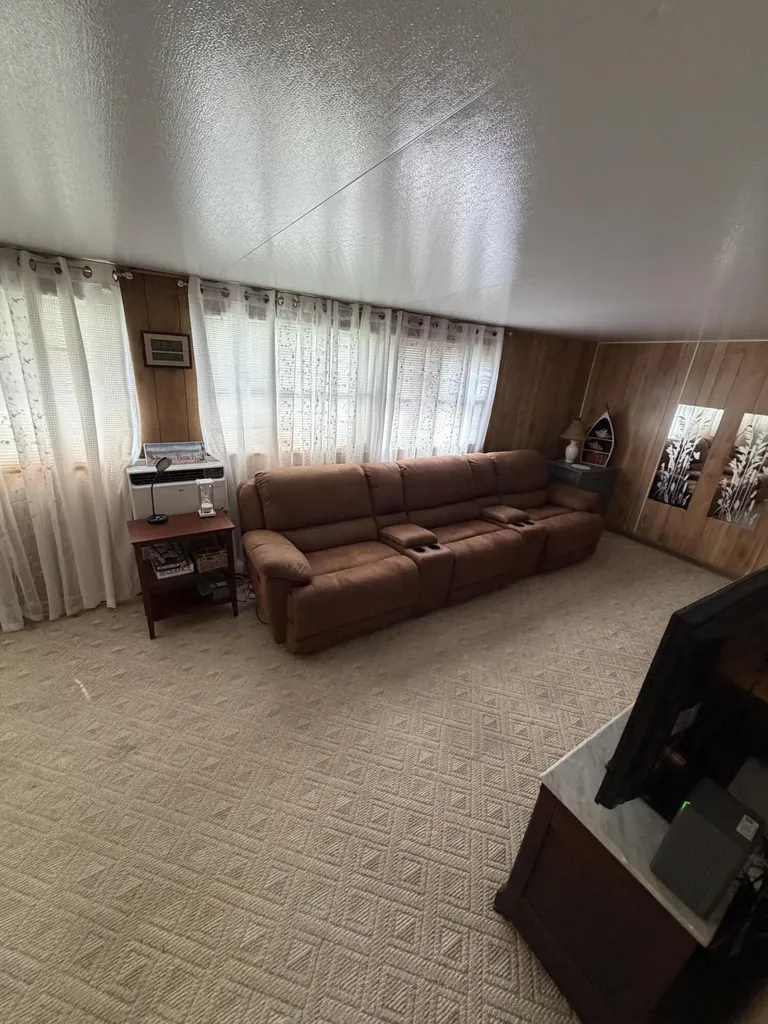 6511 SE 56th Street Okeechobee FL 34974