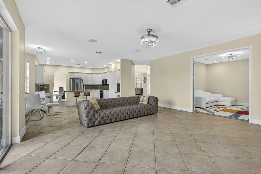 1724 Annandale Circle Royal Palm Beach FL 33411