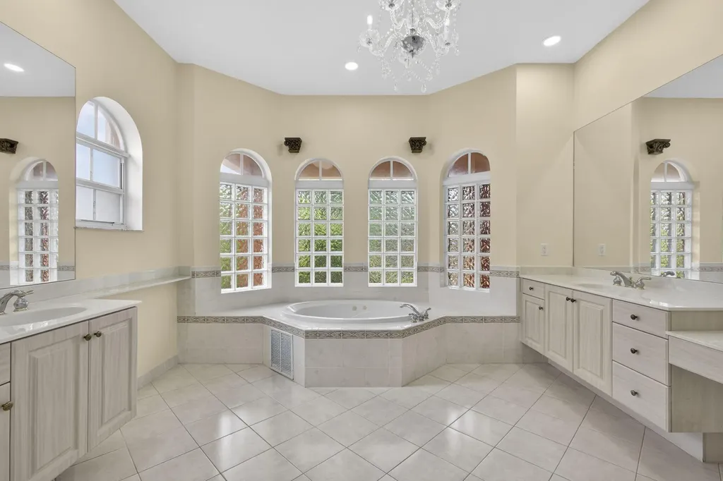 1724 Annandale Circle Royal Palm Beach FL 33411
