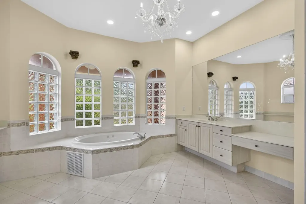 1724 Annandale Circle Royal Palm Beach FL 33411