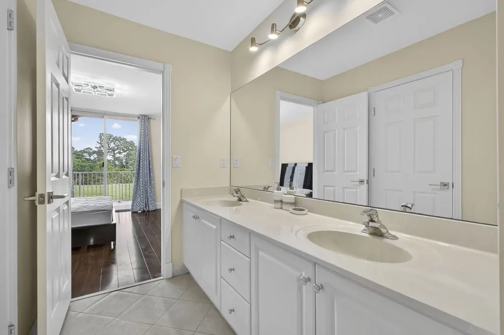 1724 Annandale Circle Royal Palm Beach FL 33411