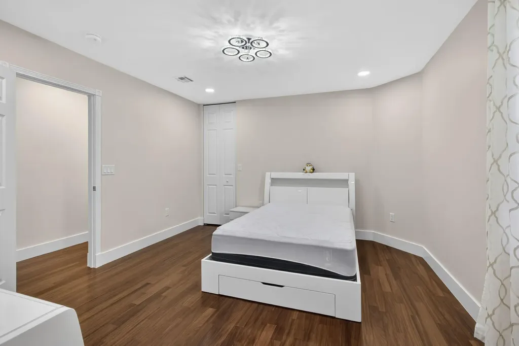 1724 Annandale Circle Royal Palm Beach FL 33411