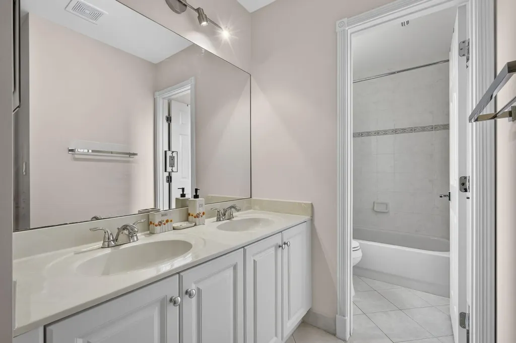 1724 Annandale Circle Royal Palm Beach FL 33411