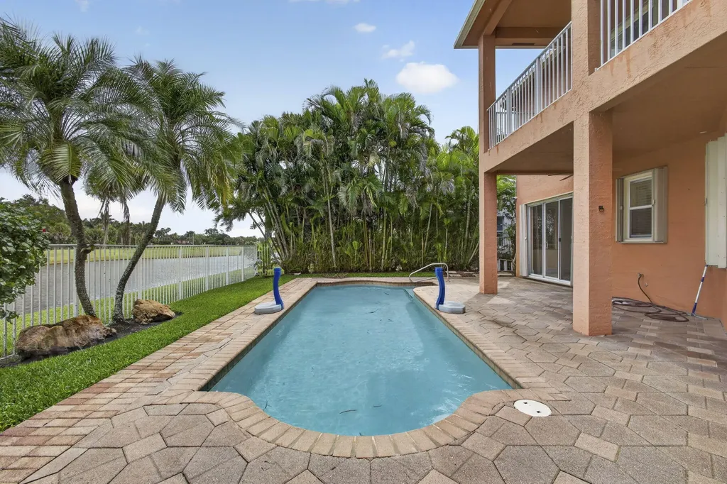 1724 Annandale Circle Royal Palm Beach FL 33411