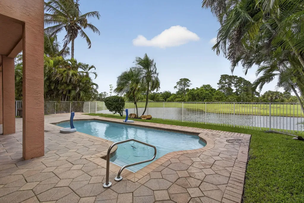 1724 Annandale Circle Royal Palm Beach FL 33411