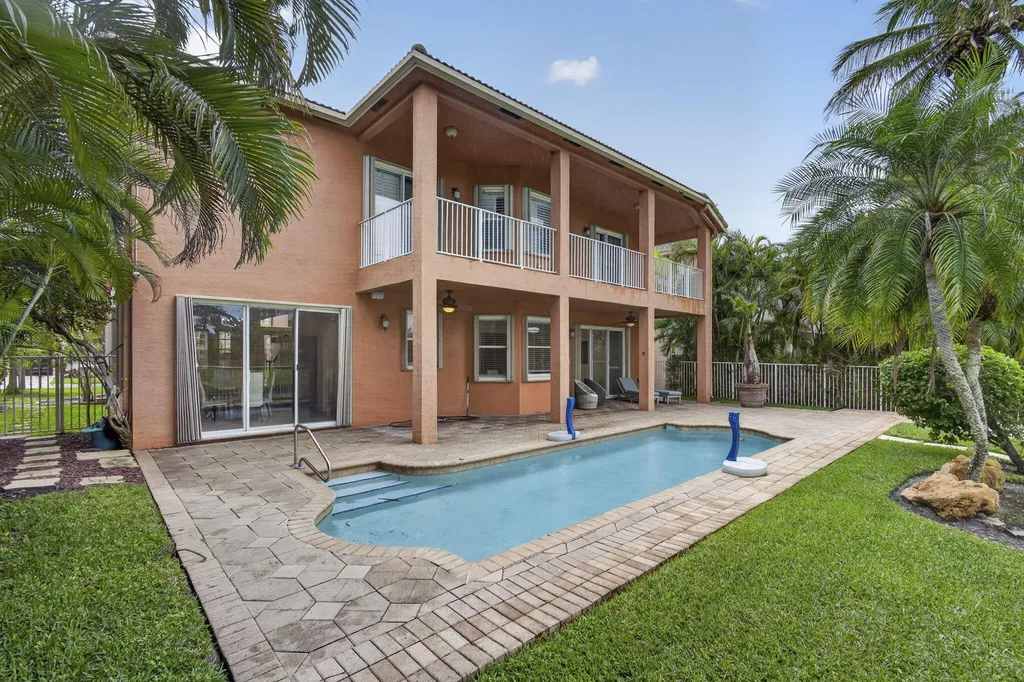1724 Annandale Circle Royal Palm Beach FL 33411
