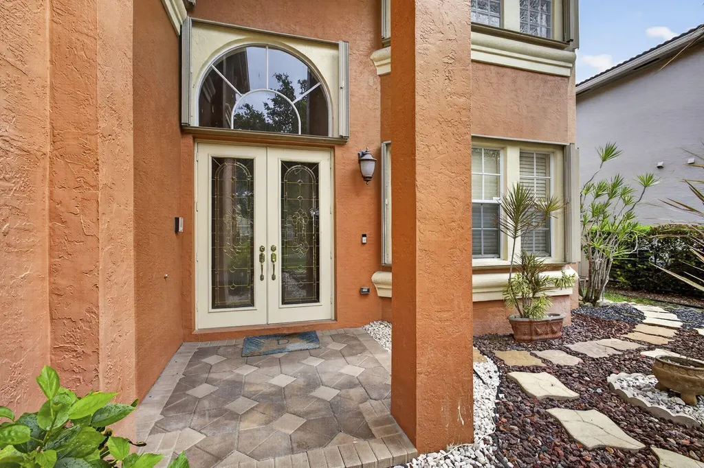 1724 Annandale Circle Royal Palm Beach FL 33411
