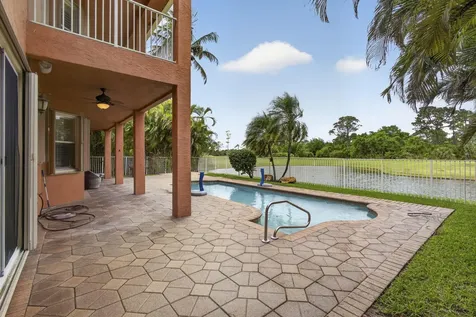 1724 Annandale Circle Royal Palm Beach FL 33411