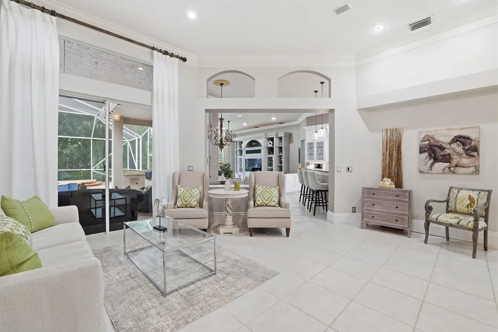 856 Forest Glen Lane Wellington FL 33414