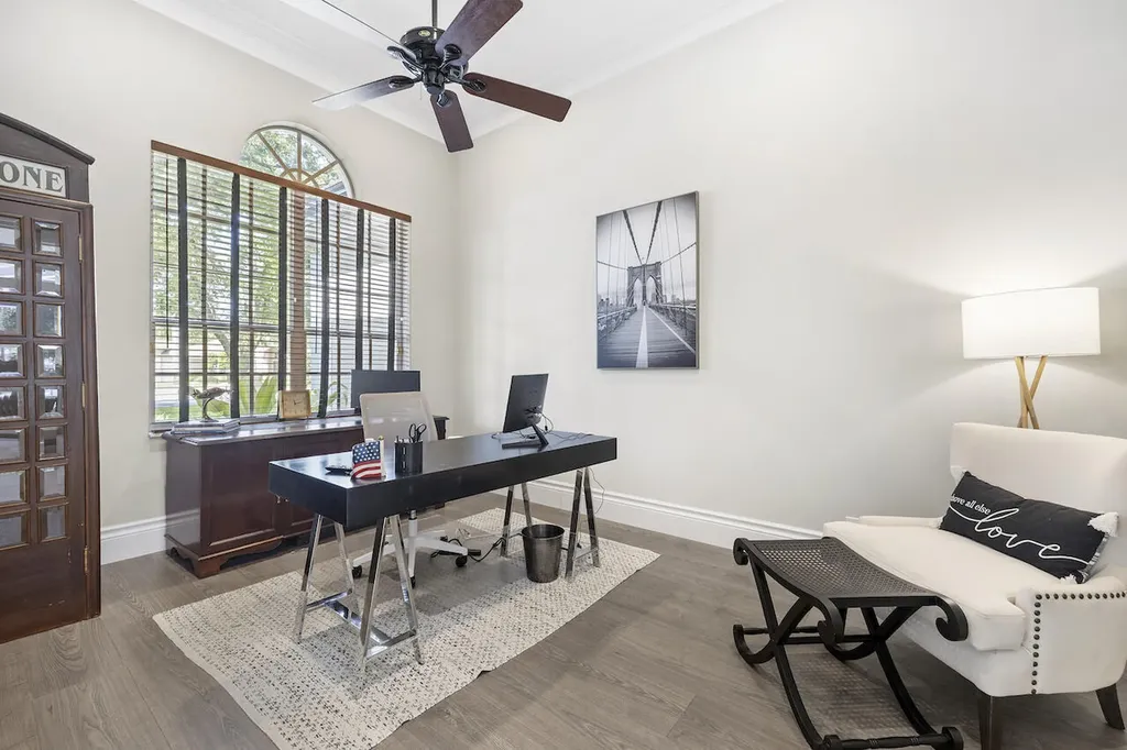 856 Forest Glen Lane Wellington FL 33414