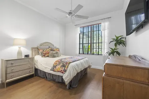 856 Forest Glen Lane Wellington FL 33414