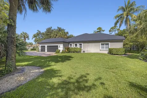 856 Forest Glen Lane Wellington FL 33414