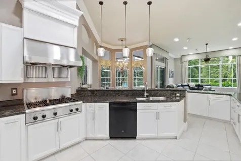 856 Forest Glen Lane Wellington FL 33414