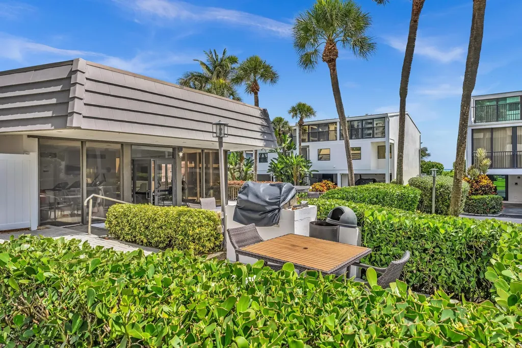 2175 S Ocean Boulevard Delray Beach FL 33483