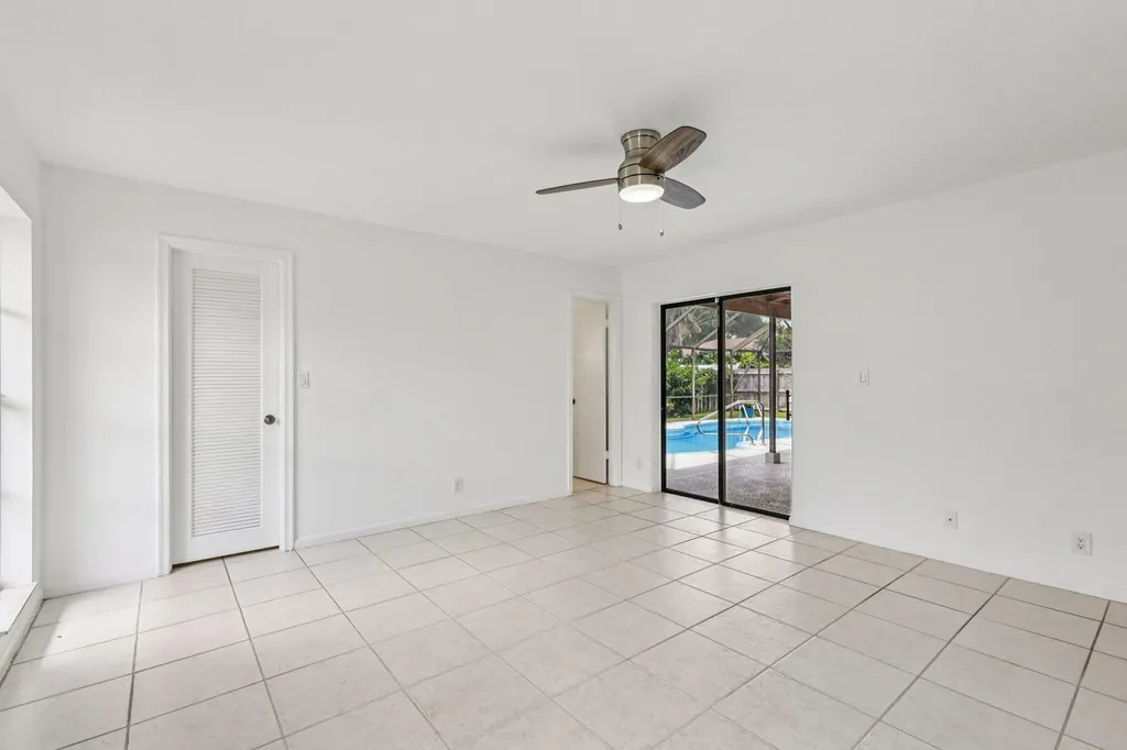 17679 Woodview Terrace Boca Raton FL 33487