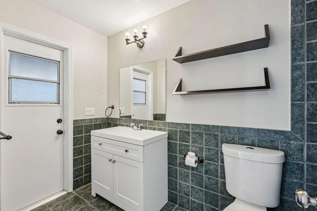 17679 Woodview Terrace Boca Raton FL 33487