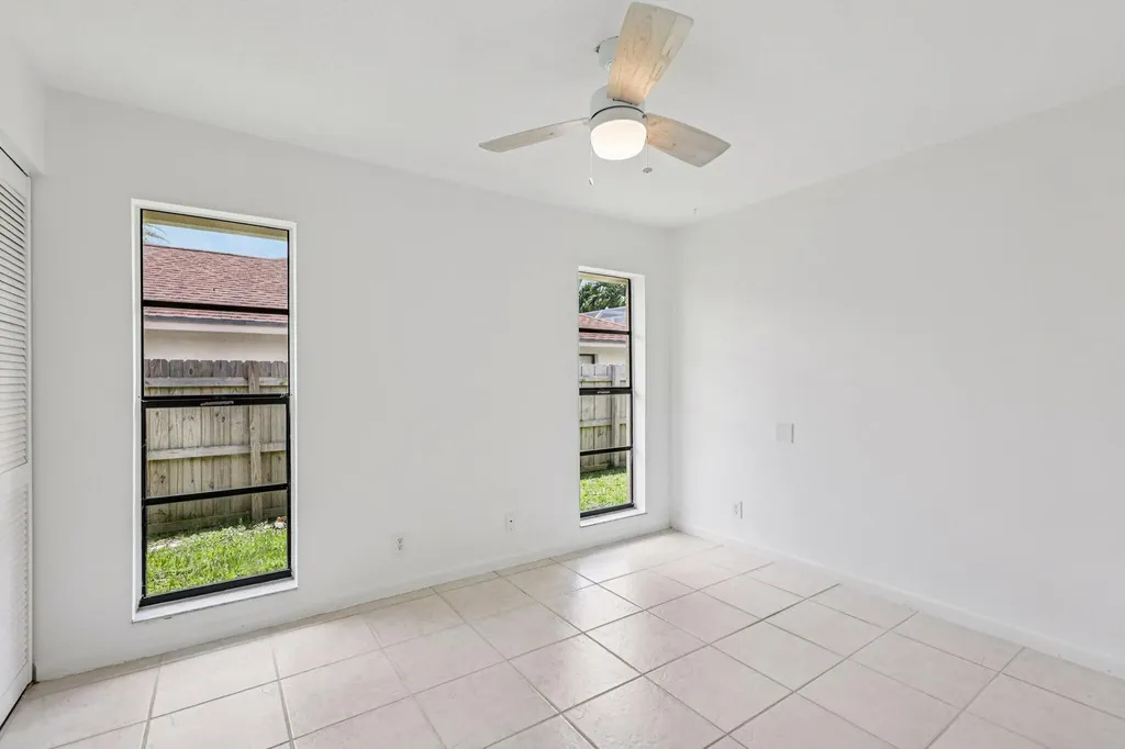 17679 Woodview Terrace Boca Raton FL 33487