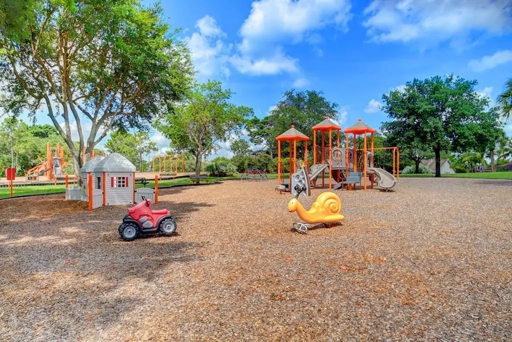 17679 Woodview Terrace Boca Raton FL 33487