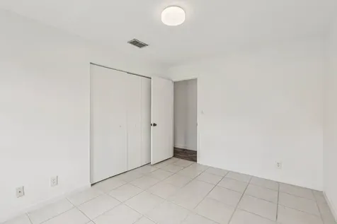 17679 Woodview Terrace Boca Raton FL 33487
