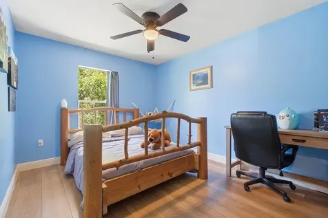 2360 87th Court Vero Beach FL 32966