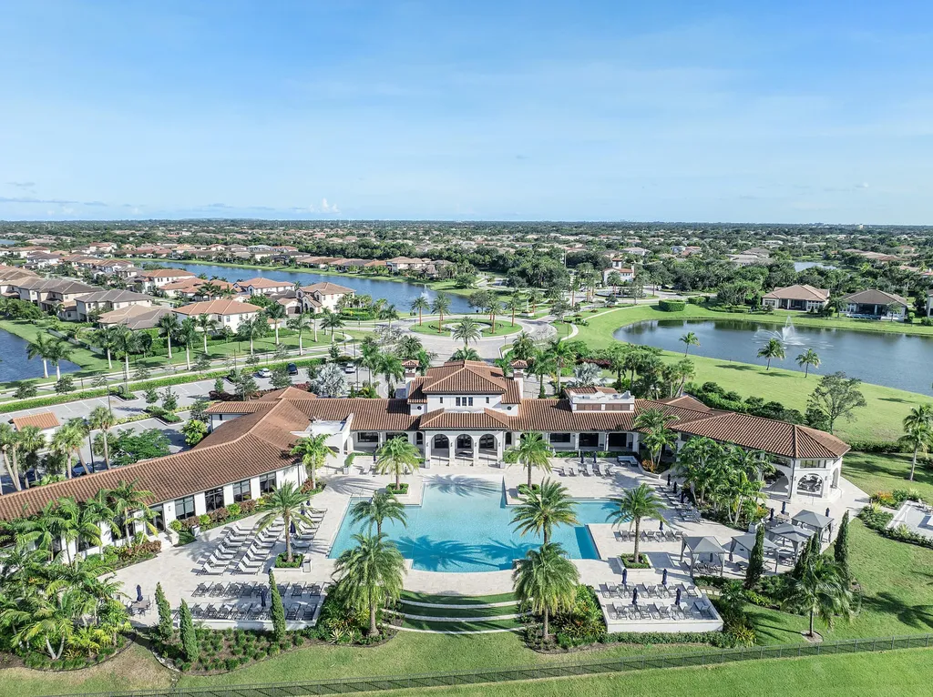 8775 E Baypoint Circle Parkland FL 33076