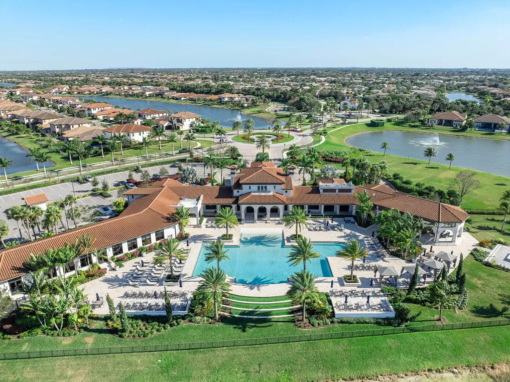 8775 E Baypoint Circle Parkland FL 33076
