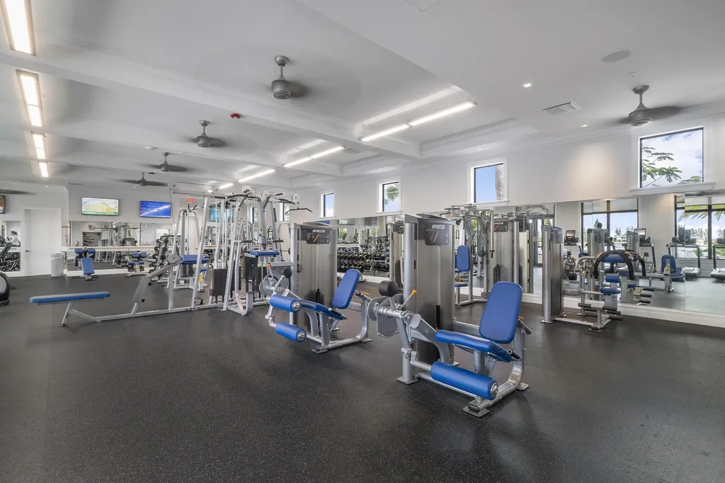 8775 E Baypoint Circle Parkland FL 33076