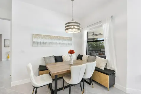 8775 E Baypoint Circle Parkland FL 33076