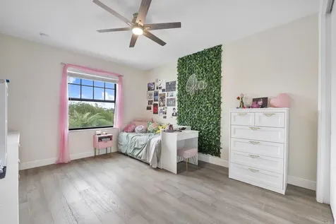 8775 E Baypoint Circle Parkland FL 33076