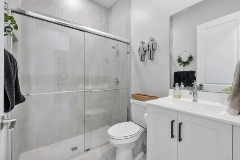 8775 E Baypoint Circle Parkland FL 33076