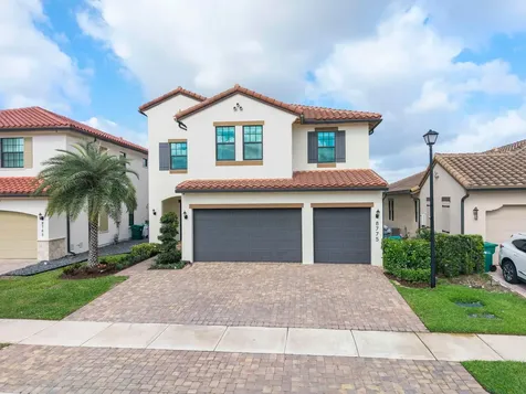 8775 E Baypoint Circle Parkland FL 33076