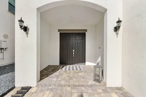 8775 E Baypoint Circle Parkland FL 33076