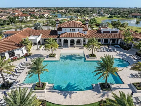 8775 E Baypoint Circle Parkland FL 33076