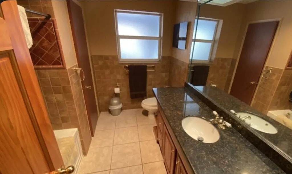 5221 NE 19th Avenue Fort Lauderdale FL 33308