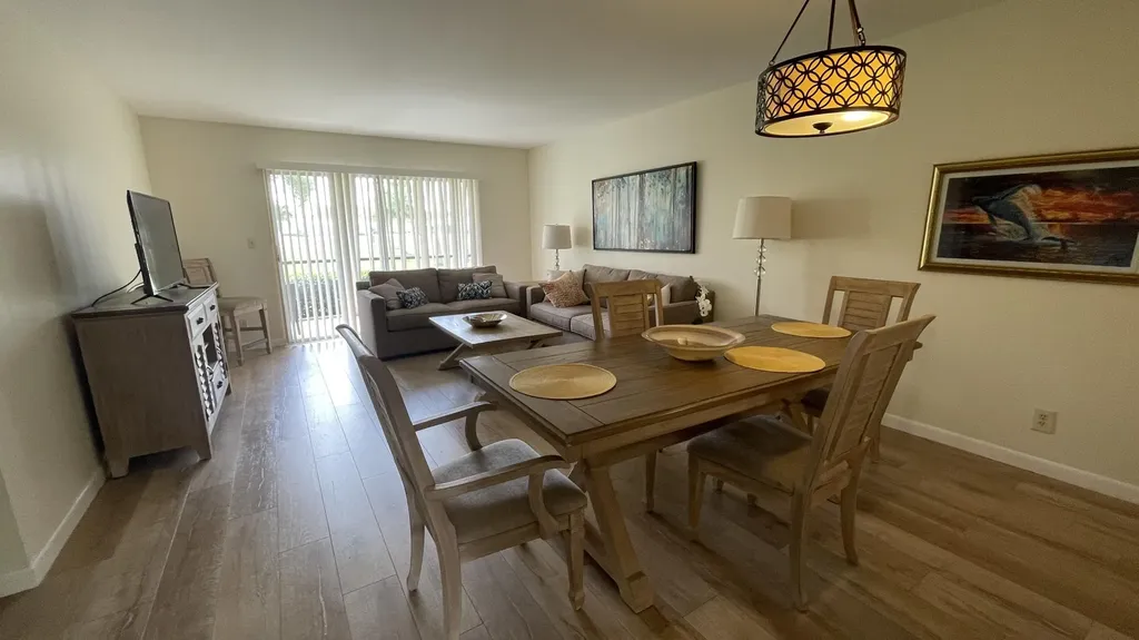 7006 Huntington Lane Delray Beach FL 33446