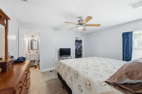 461 SW Exmore Avenue Port St Lucie FL 34983