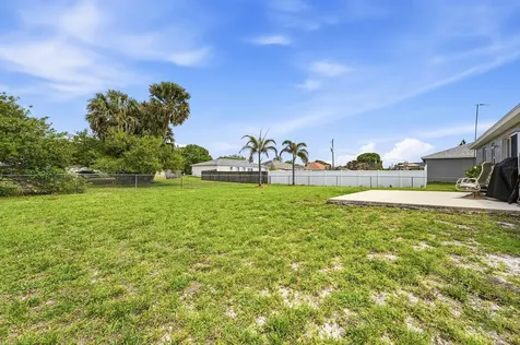 461 SW Exmore Avenue Port St Lucie FL 34983
