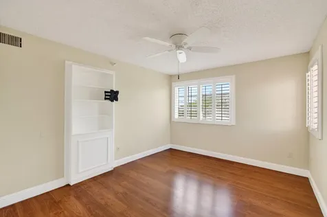 157 Yacht Club Way Hypoluxo FL 33462