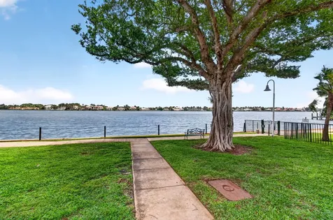 157 Yacht Club Way Hypoluxo FL 33462