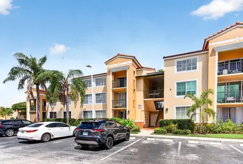 157 Yacht Club Way Hypoluxo FL 33462
