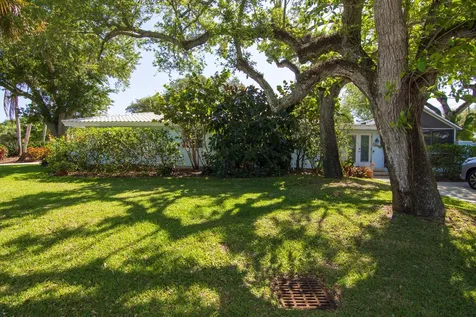 500 Gardenia Lane Vero Beach FL 32963